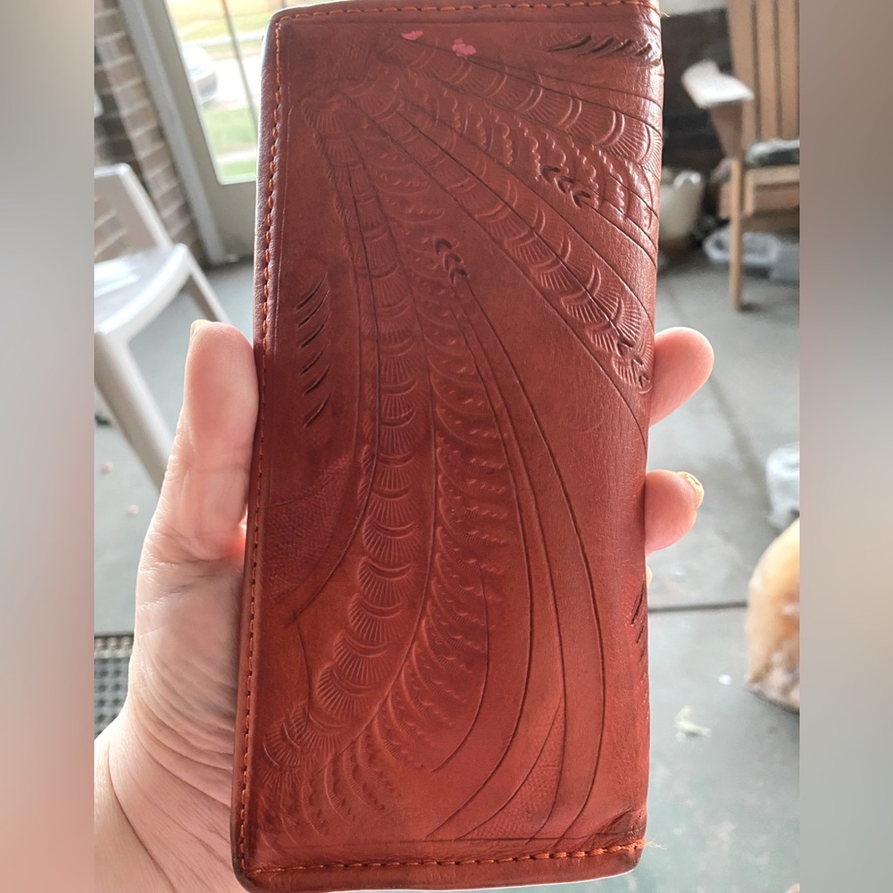 JL SALDIVAR LEATHER TOOLED WALLET